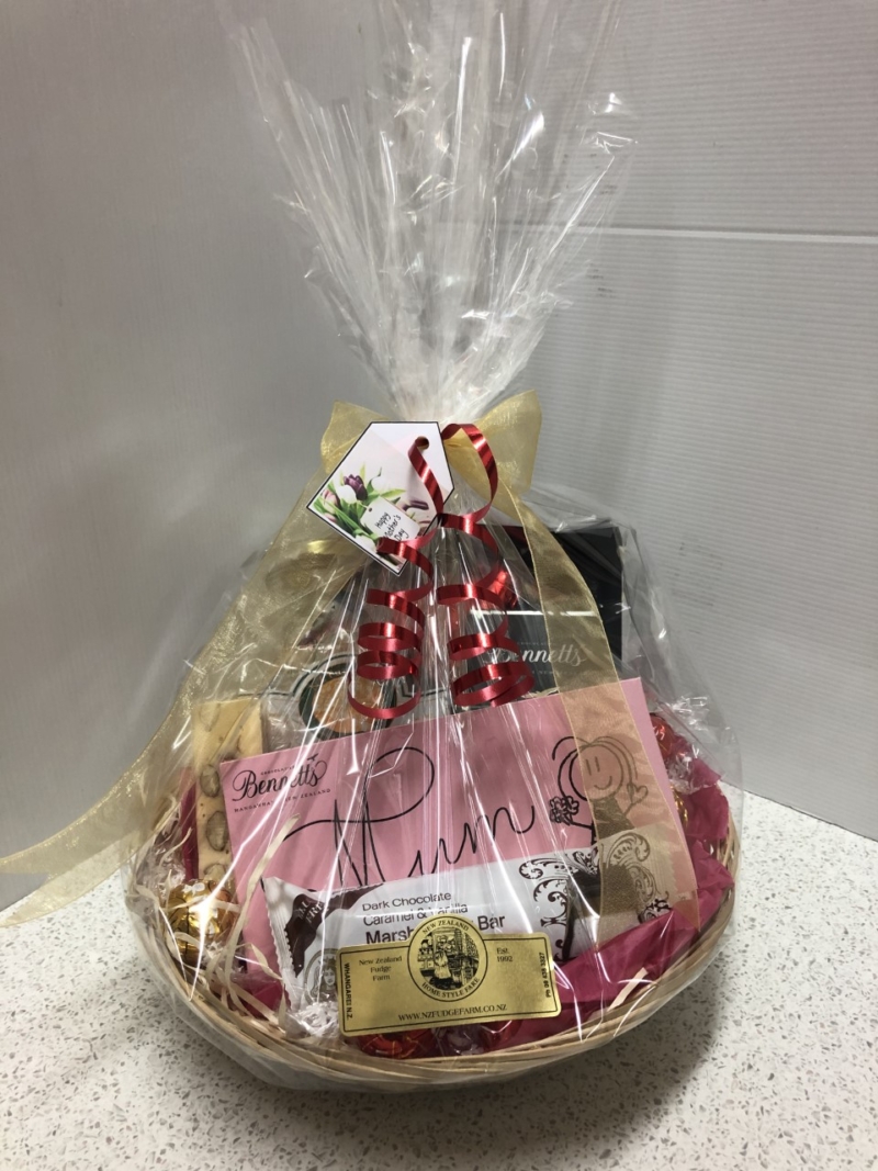 $60 Mothers Day Basket - New Zealand Fudge Farm